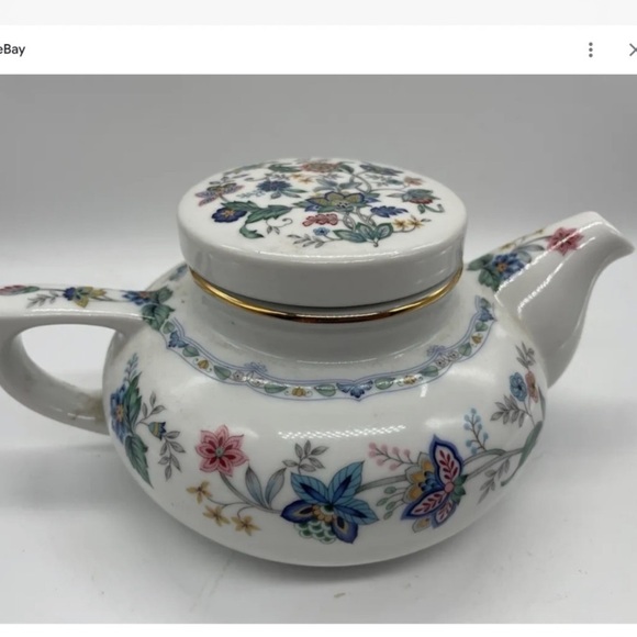 Andrea By Sadek Other - Andrea by Sadek musical porcelain tea pot